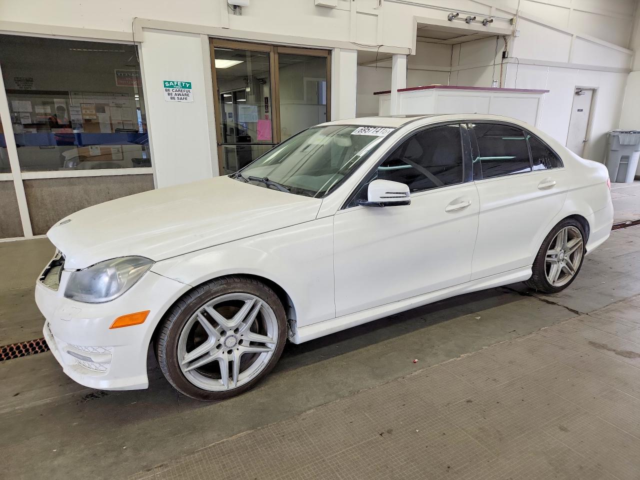 2013 MERCEDES-BENZ C 250  