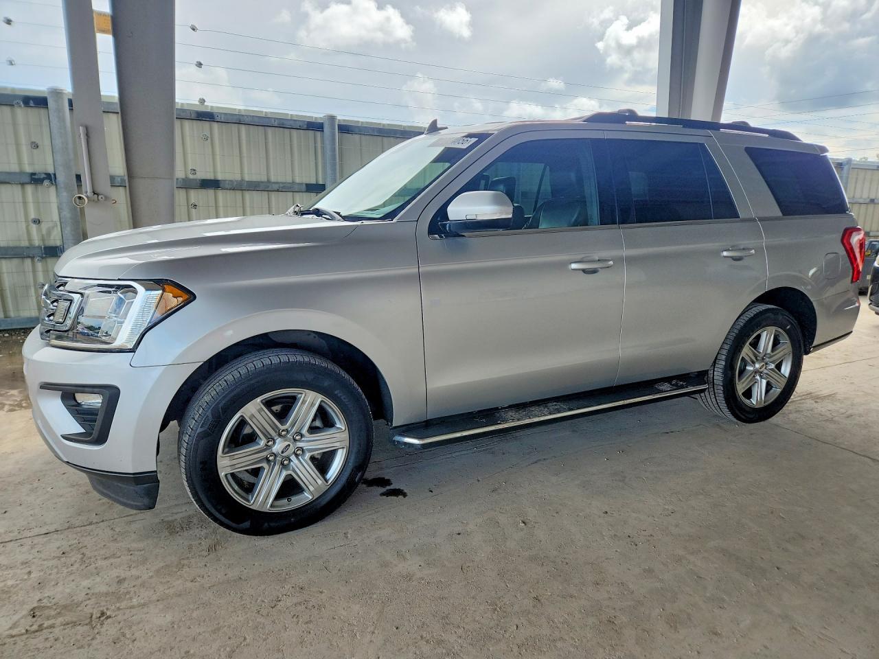 2019 FORD EXPEDITION XLT  