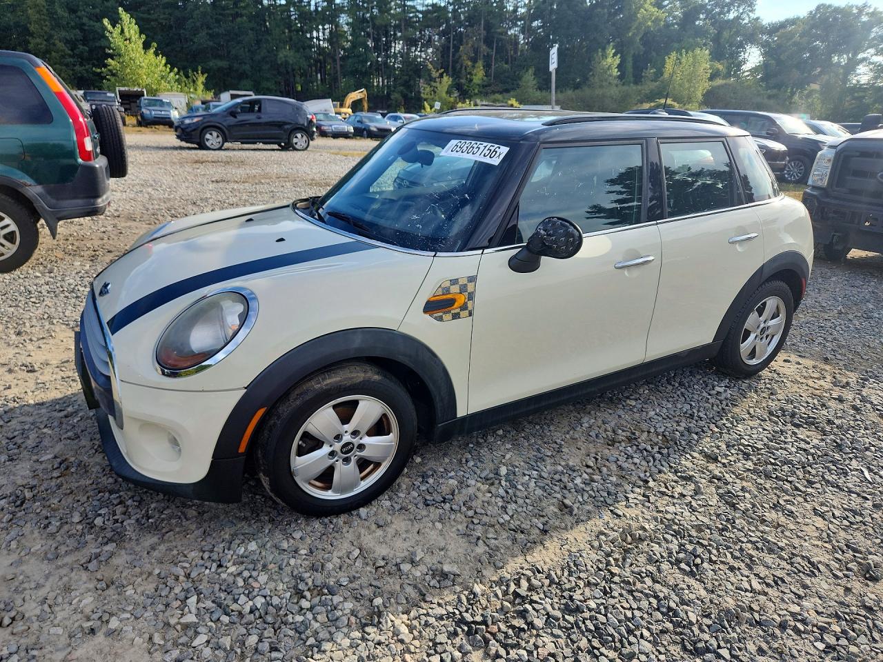 2015 MINI COOPER   