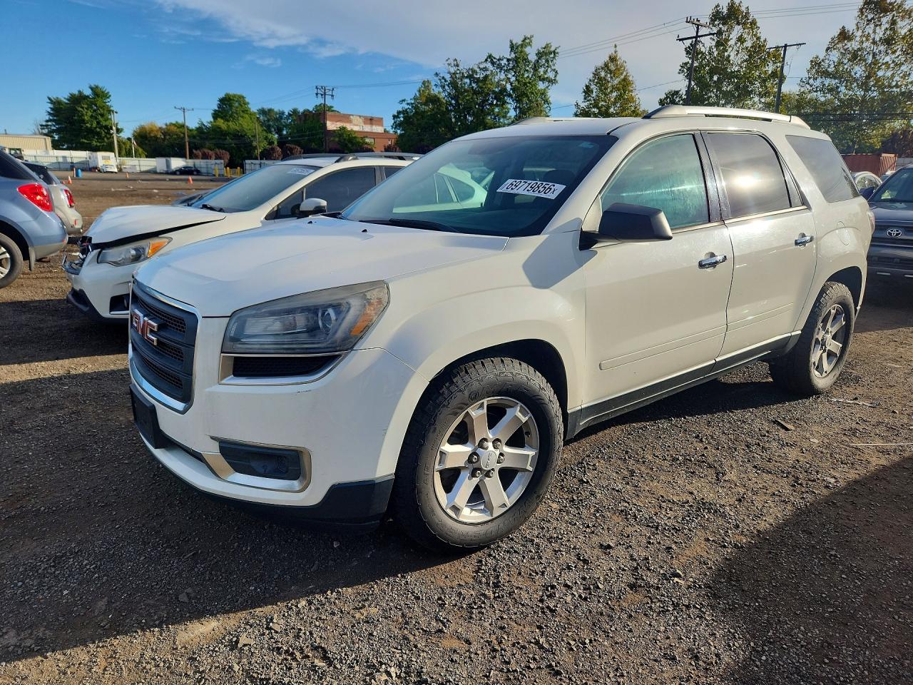 2014 GMC ACADIA SLE  