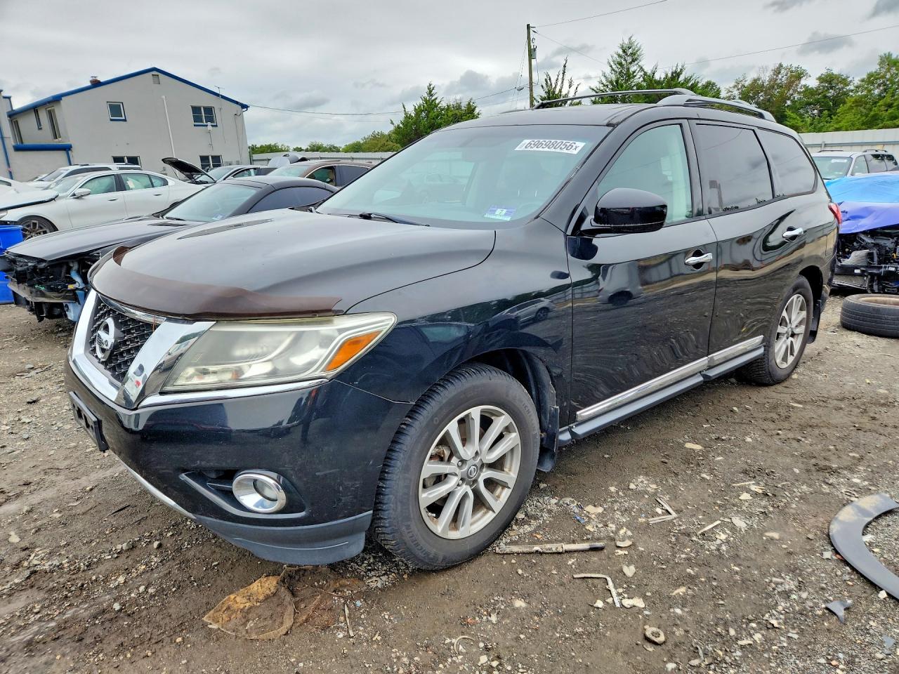 2013 NISSAN PATHFINDER S  