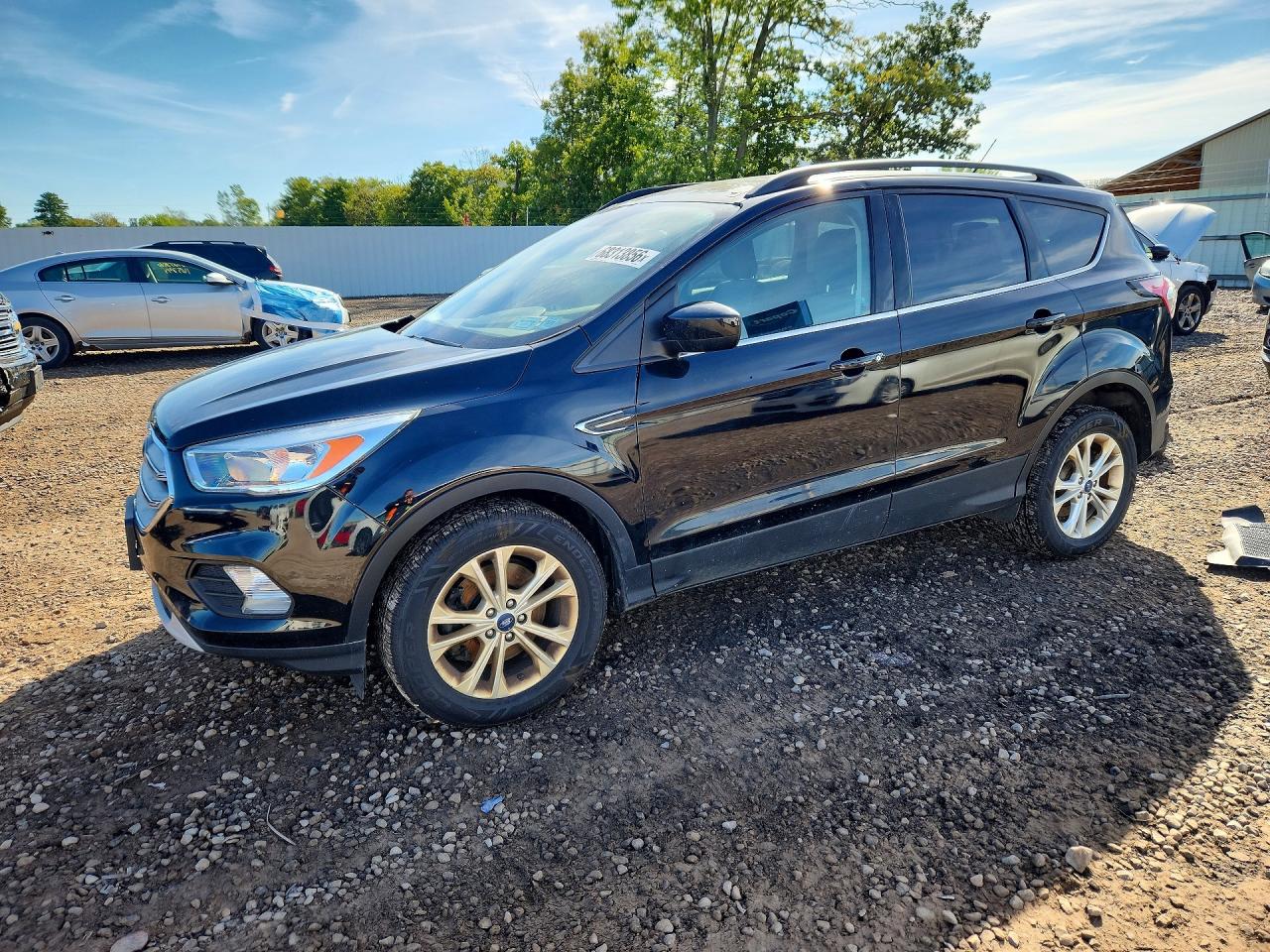 2018 FORD ESCAPE SE  