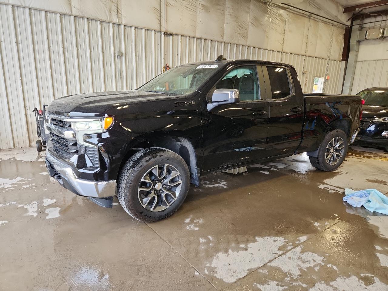 2025 CHEVROLET SILVERADO K1500 LT  