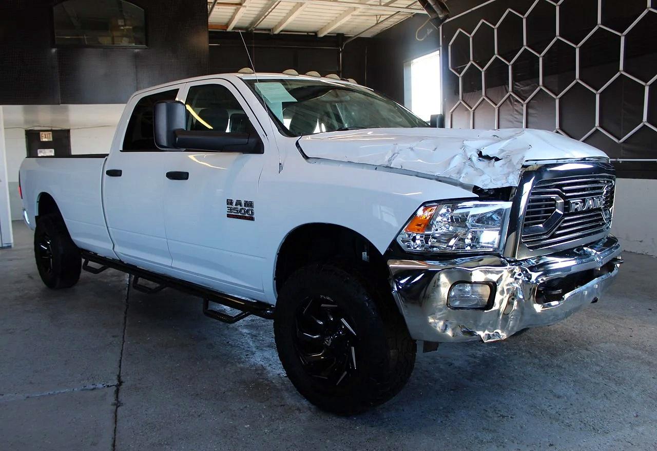 2014 RAM 3500 ST  