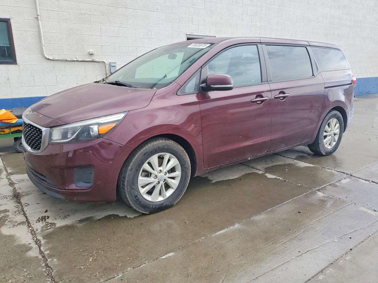 2017 KIA SEDONA LX  