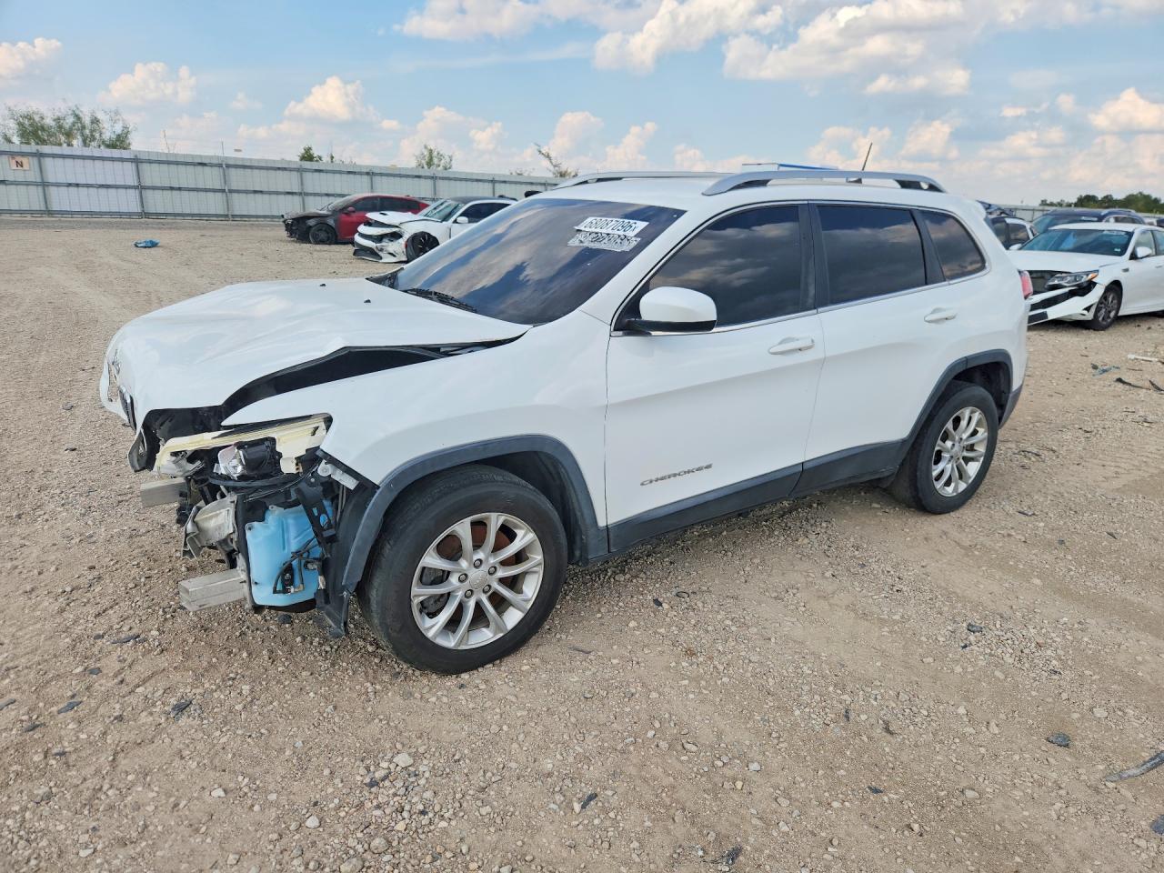 2019 JEEP CHEROKEE LATITUDE  