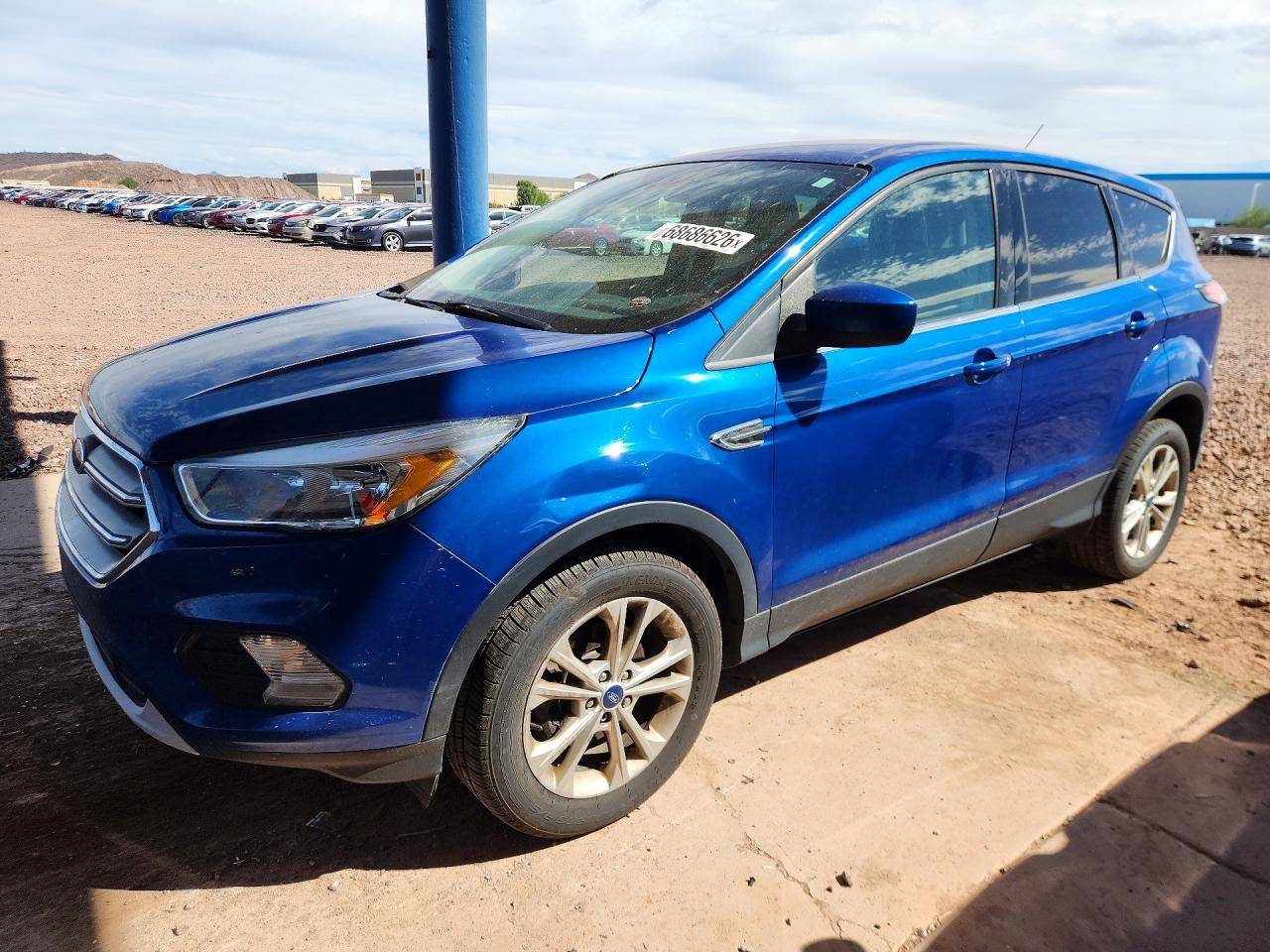 2017 FORD ESCAPE SE  