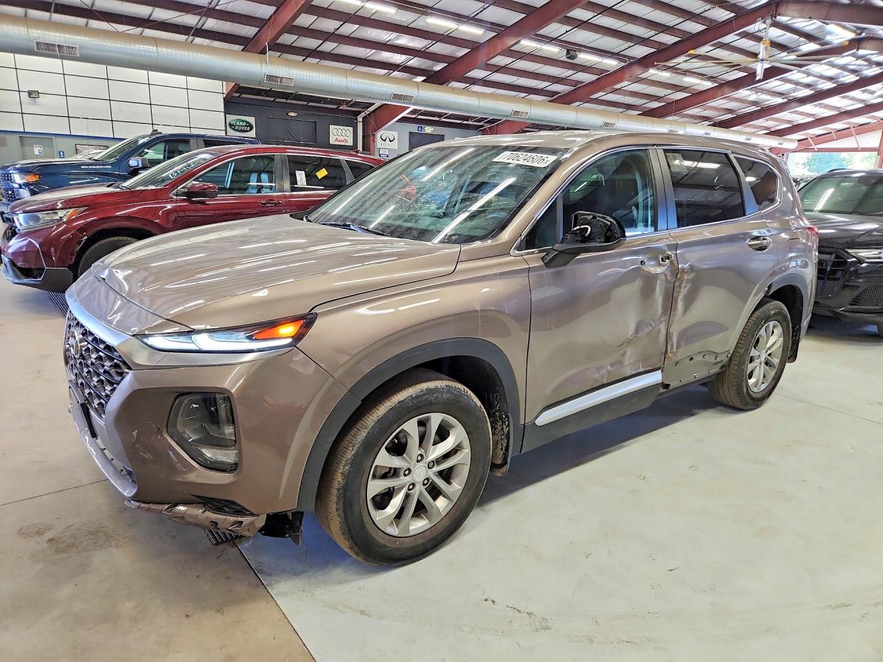 2020 HYUNDAI SANTA FE SE  