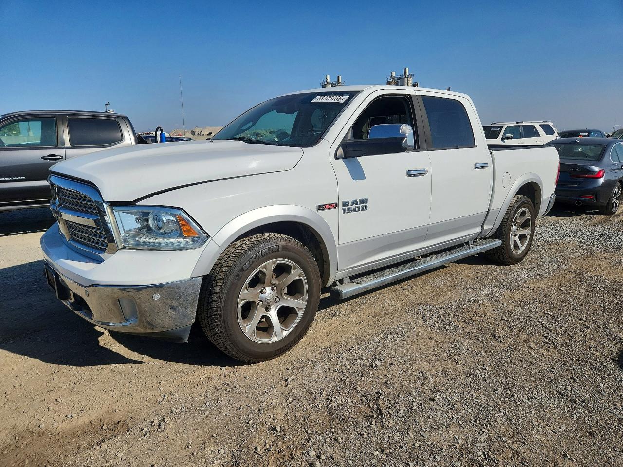 2016 RAM 1500 LARAMIE  