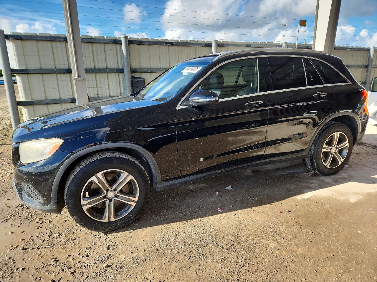2016 MERCEDES-BENZ GLC 300  