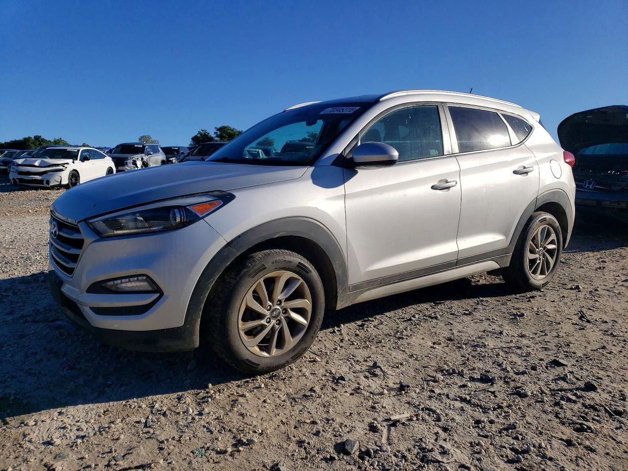 2017 HYUNDAI TUCSON SE  