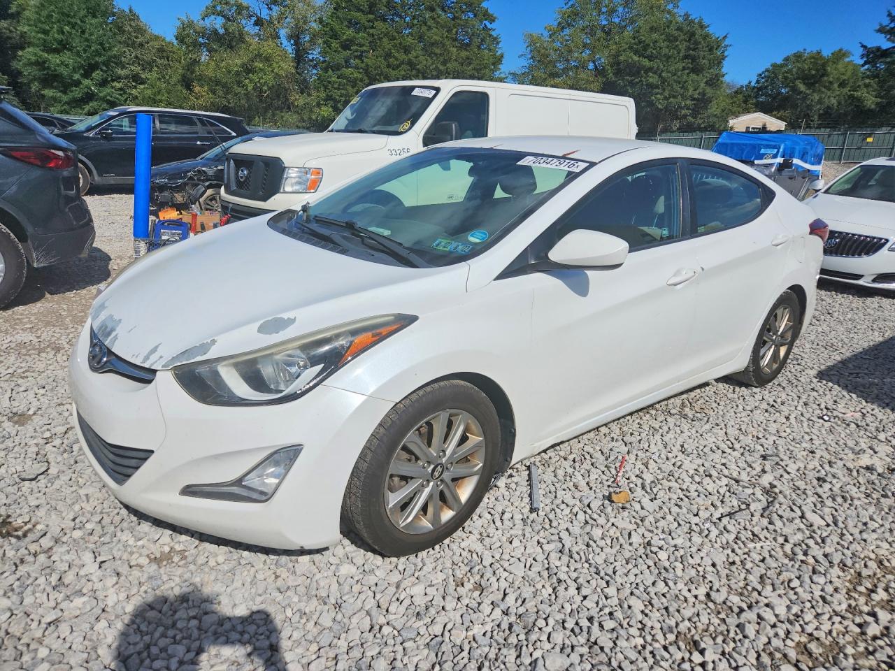 2016 HYUNDAI ELANTRA SE  