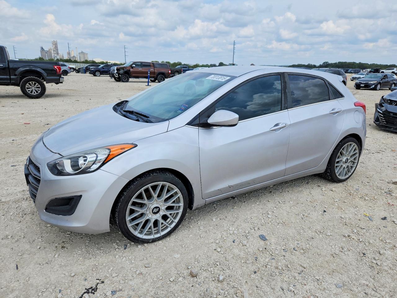 2017 HYUNDAI ELANTRA GT BASE  