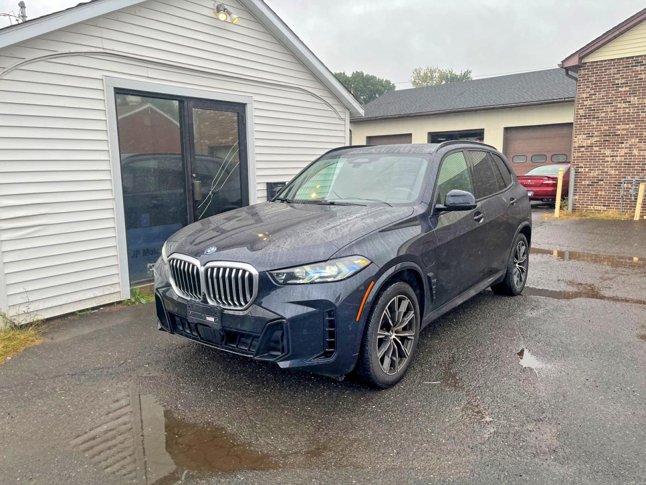 2024 BMW X5 XDRIVE50E  