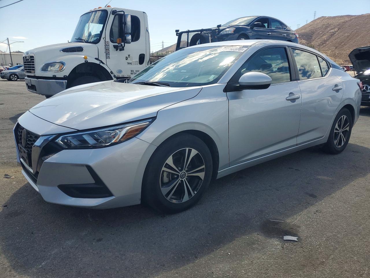 2022 NISSAN SENTRA SV  