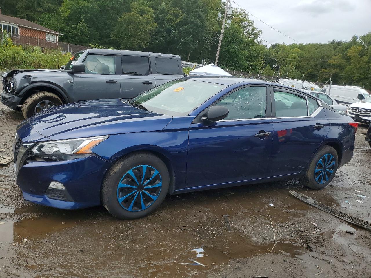 2019 NISSAN ALTIMA S  