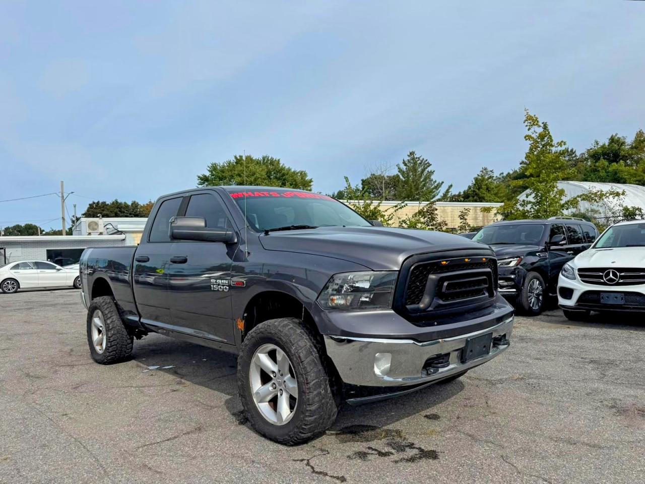 2016 RAM 1500 SLT  