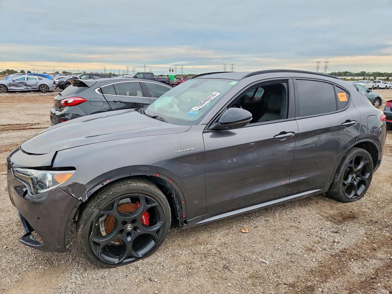 2022 ALFA ROMEO STELVIO TI  