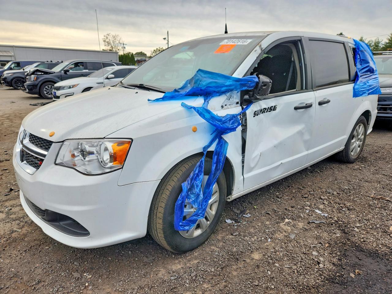 2020 DODGE GRAND CARAVAN SE  