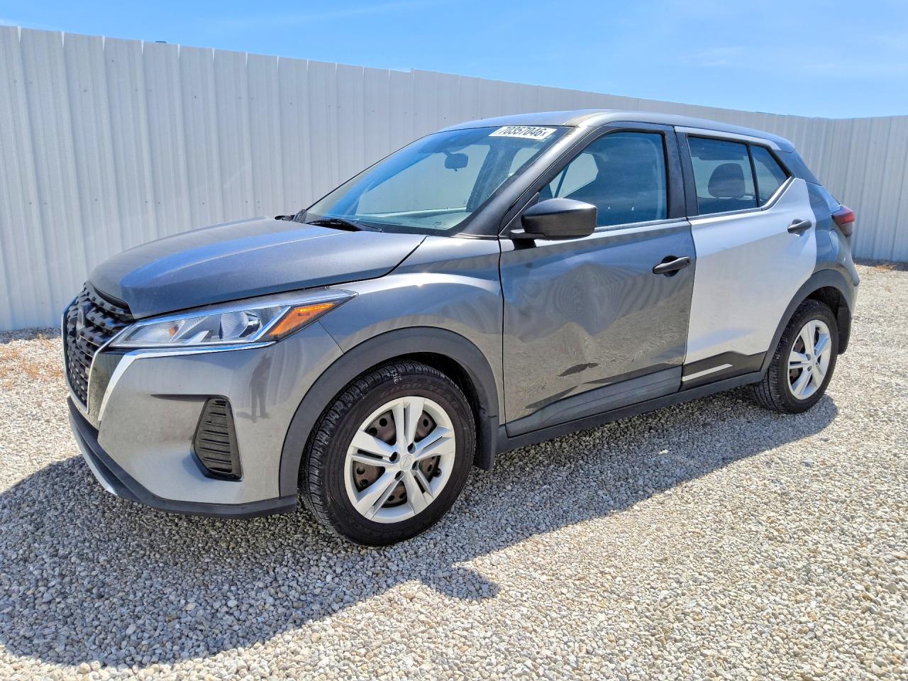 2022 NISSAN KICKS S  
