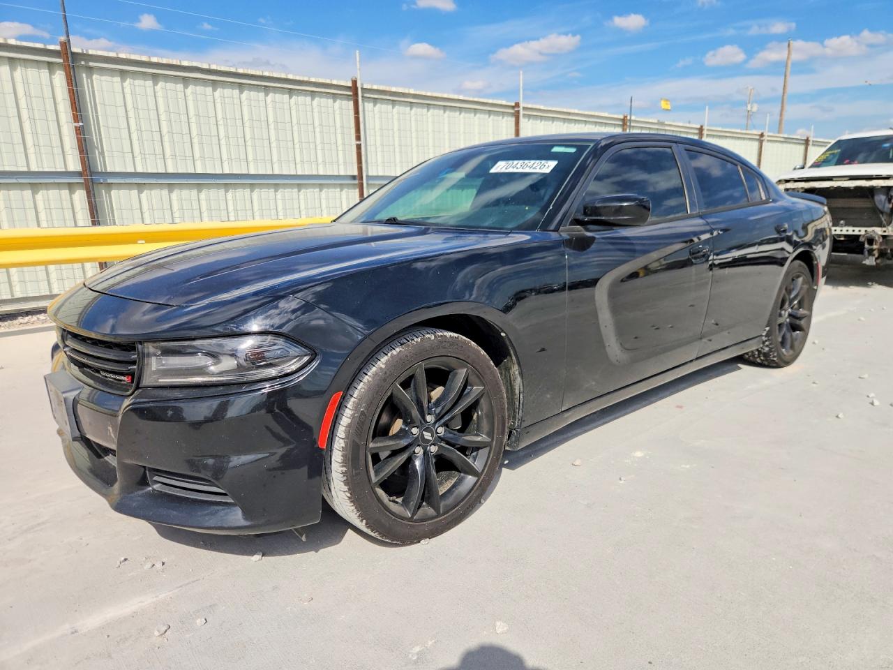 2017 DODGE CHARGER SE  
