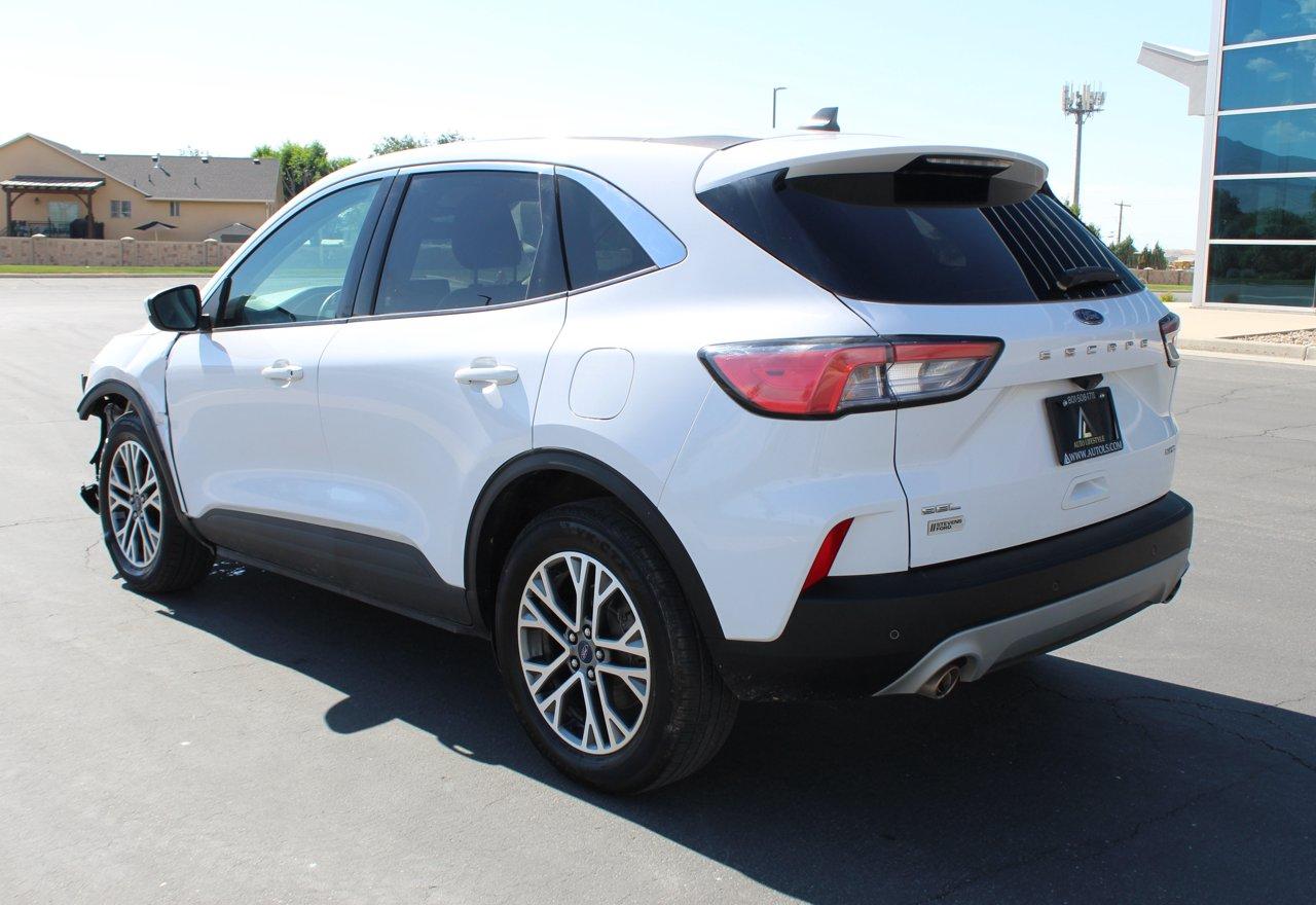 2022 FORD ESCAPE SEL  
