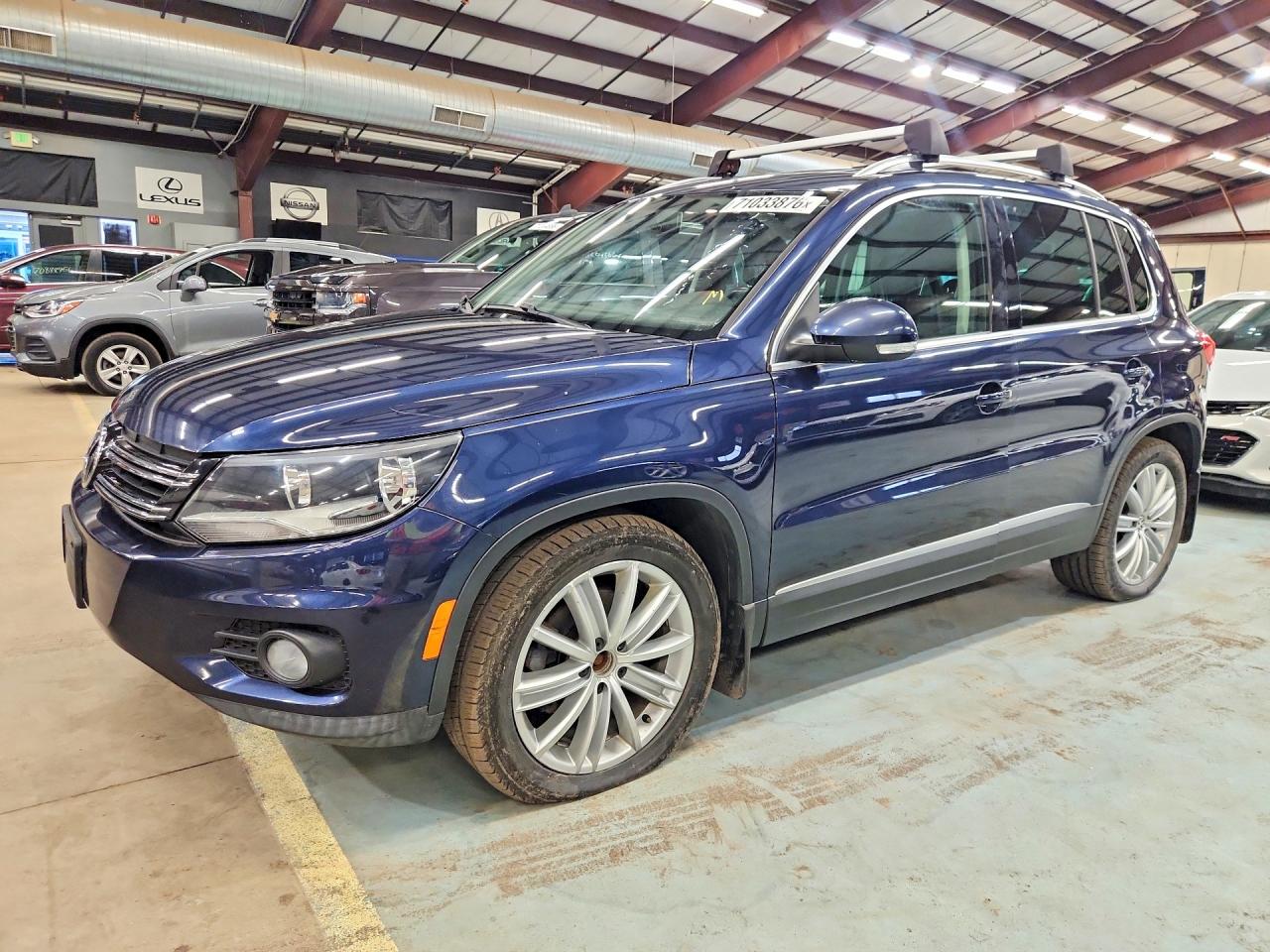 2015 VOLKSWAGEN TIGUAN S  