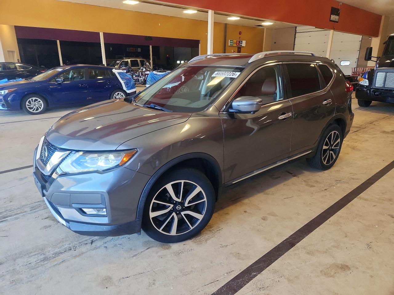2019 NISSAN ROGUE SL  