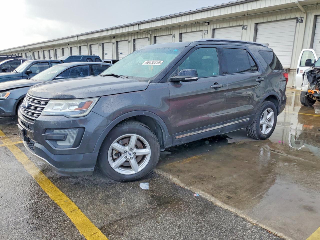 2016 FORD EXPLORER XLT  
