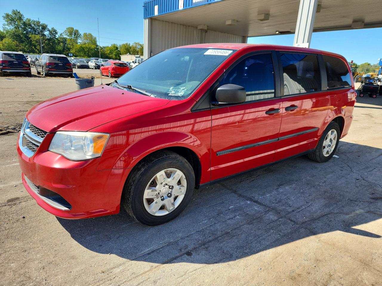 2013 DODGE GRAND CARAVAN SE  
