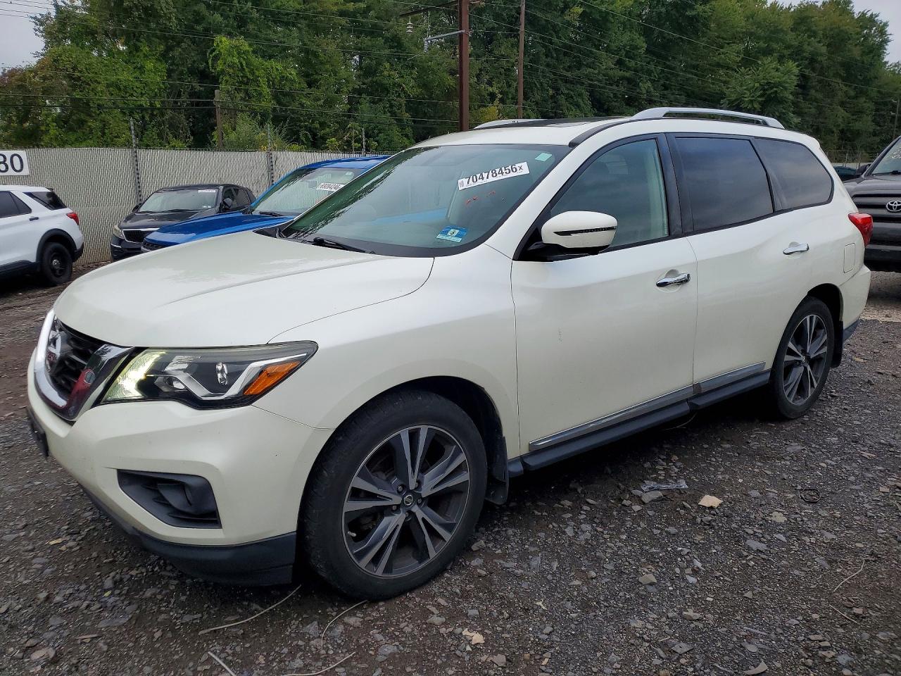 2018 NISSAN PATHFINDER PLATINUM  