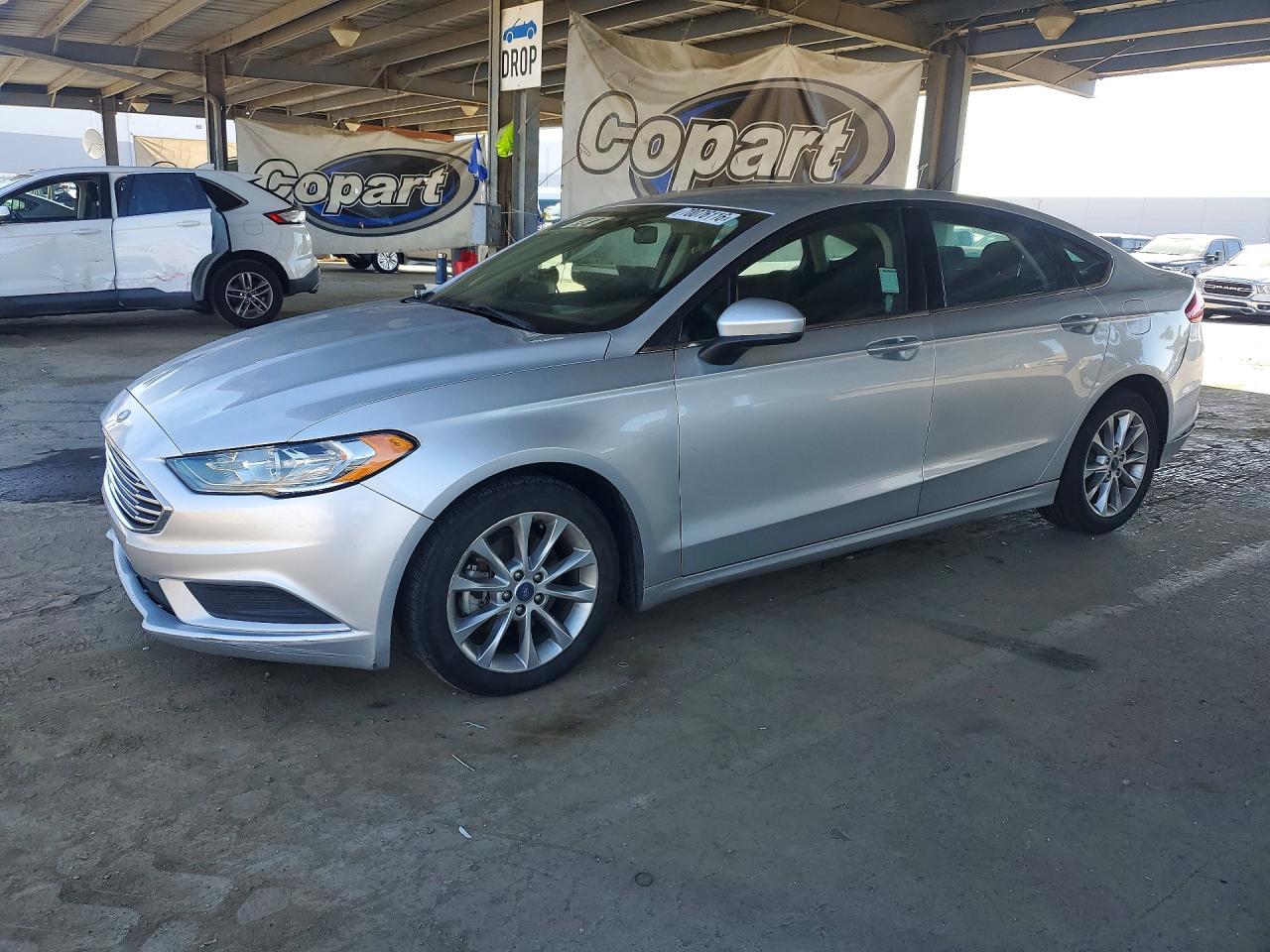 2017 FORD FUSION SE HYBRID  