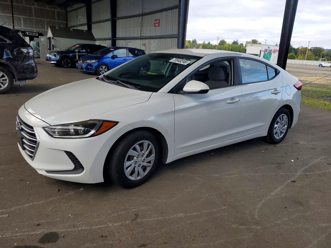 2017 HYUNDAI ELANTRA SE  