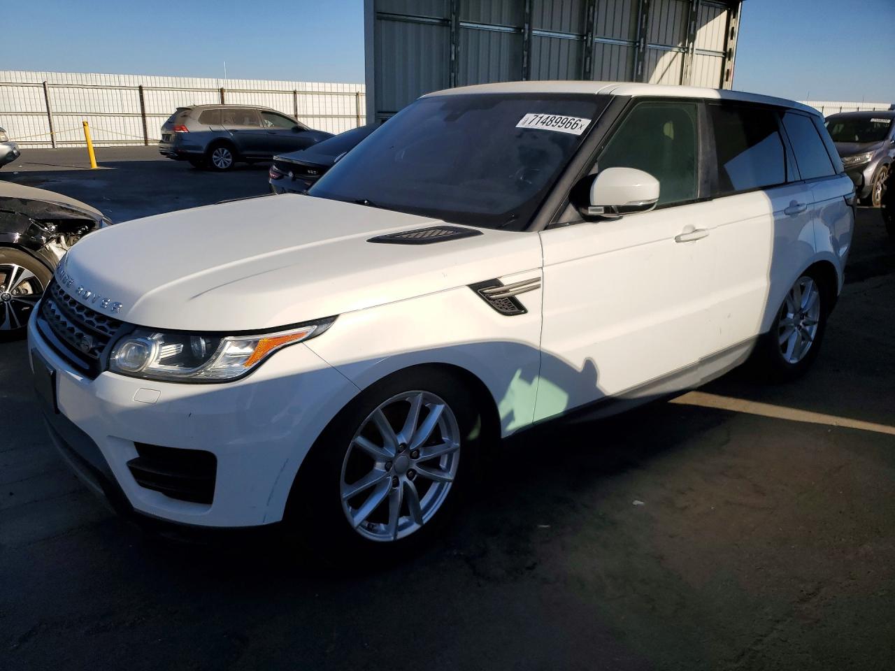2016 LAND ROVER RANGE ROVER SPORT SE  