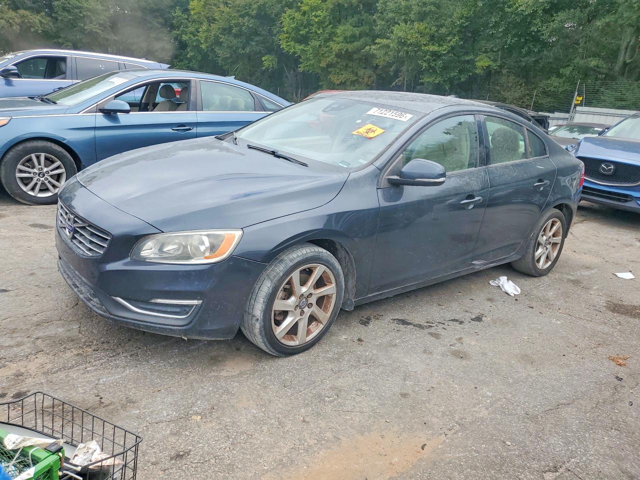 2015 VOLVO S60   