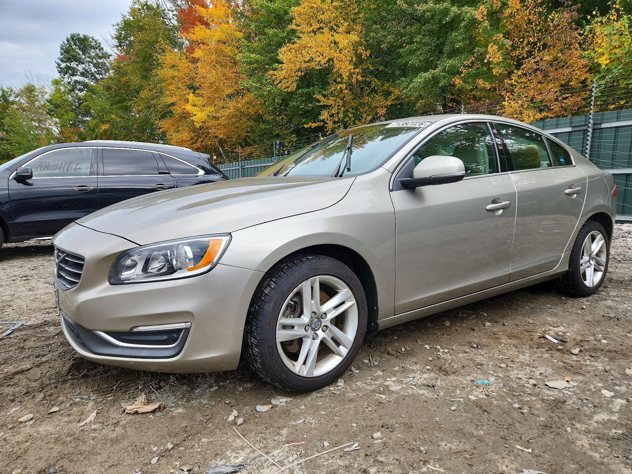 2015 VOLVO S60 PLATINUM  