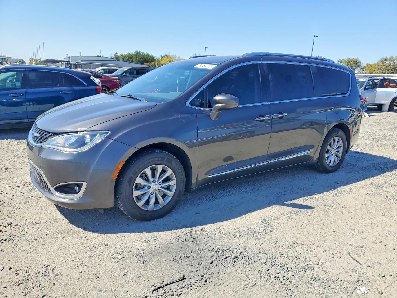 2019 CHRYSLER PACIFICA TOURING L  