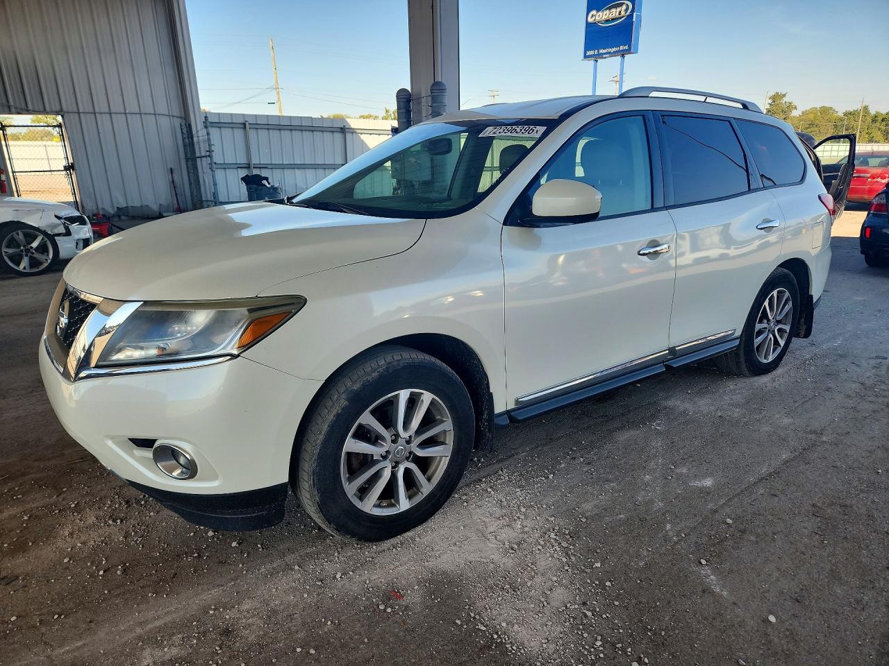 2015 NISSAN PATHFINDER SL  