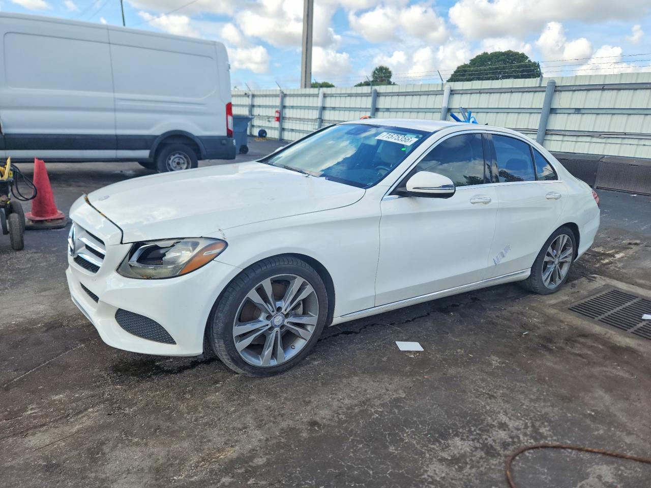 2016 MERCEDES-BENZ C 300  