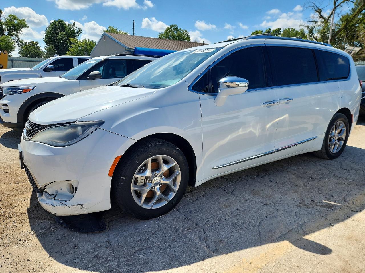 2018 CHRYSLER PACIFICA LIMITED  