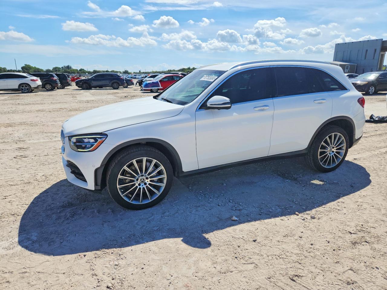 2020 MERCEDES-BENZ GLC 300  
