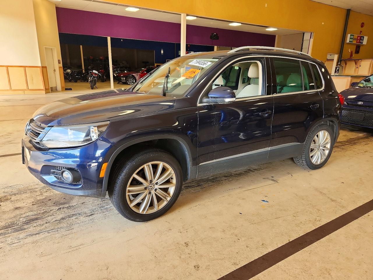 2015 VOLKSWAGEN TIGUAN S  