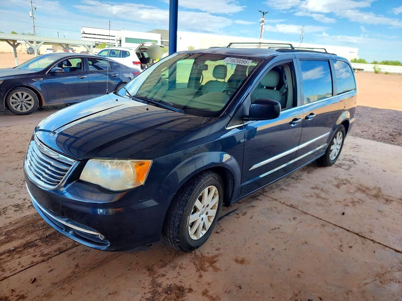 2013 CHRYSLER TOWN & COUNTRY TOURING  