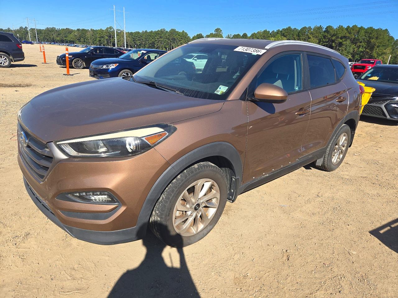 2016 HYUNDAI TUCSON SE  