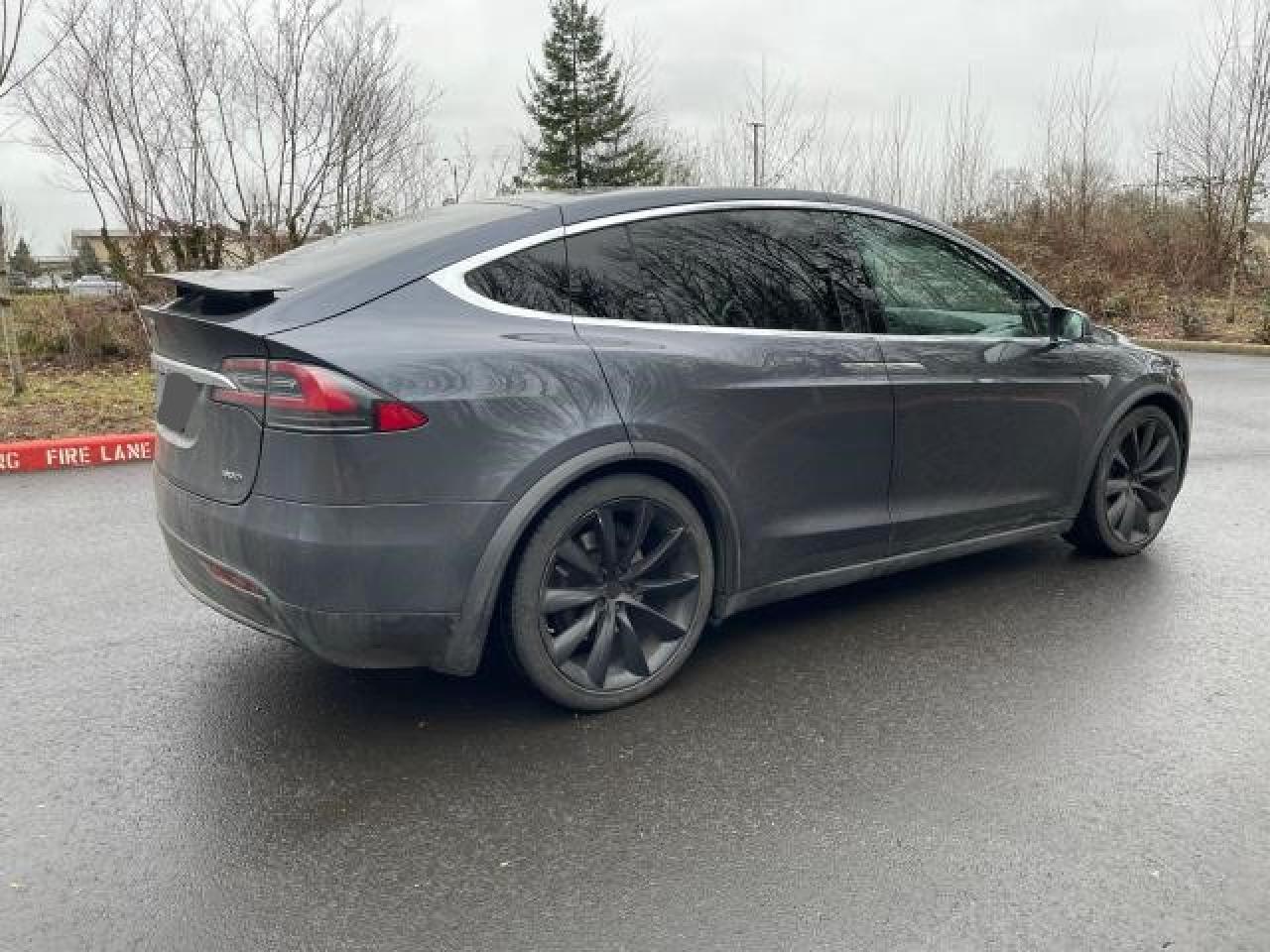 2016 TESLA MODEL X 