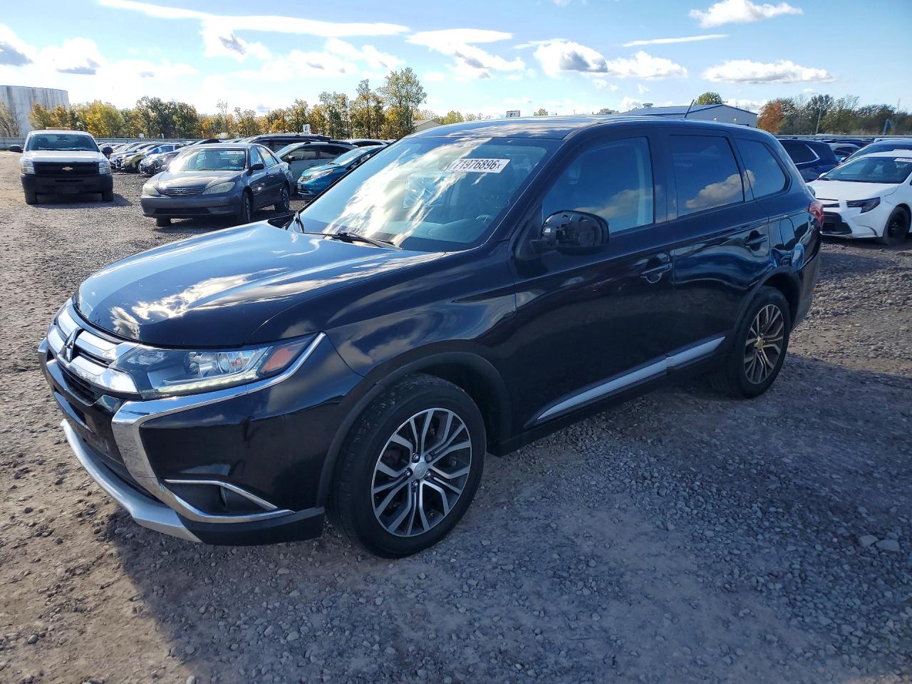 2016 MITSUBISHI OUTLANDER SE  