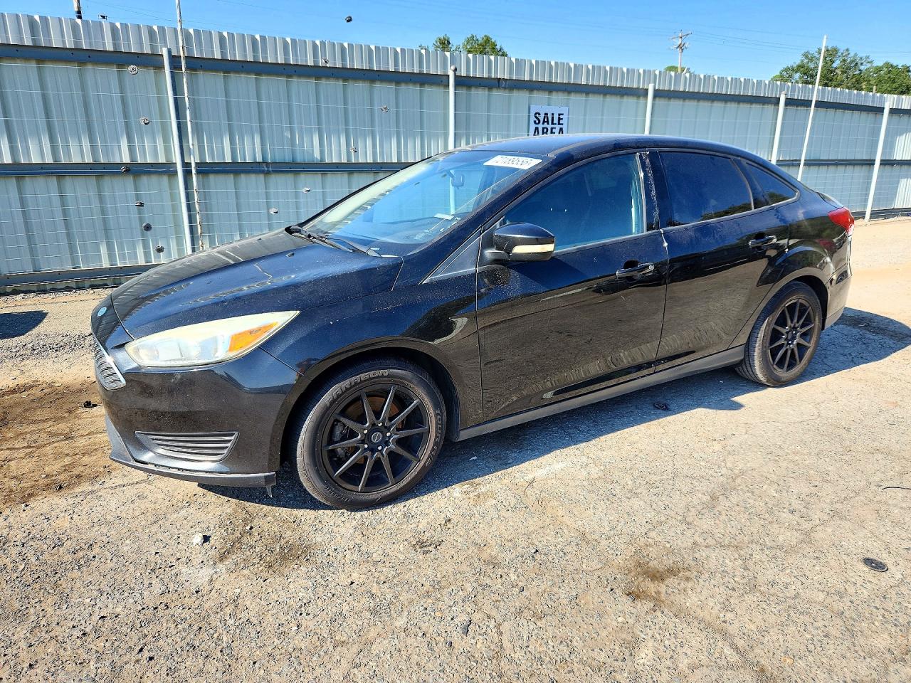 2015 FORD FOCUS SE  