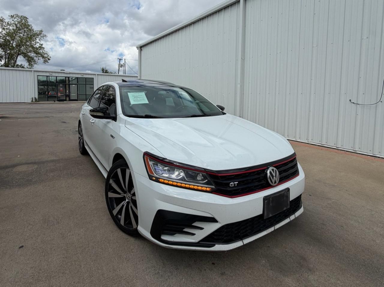 2018 VOLKSWAGEN PASSAT GT  