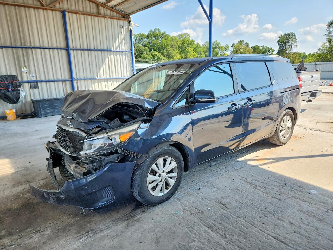 2017 KIA SEDONA LX  