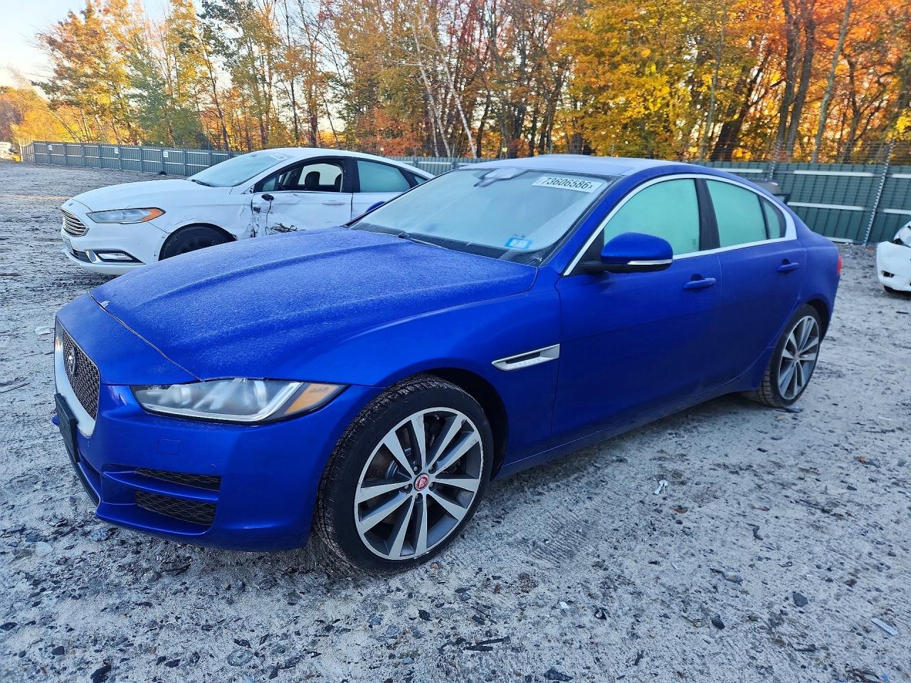 2017 JAGUAR XE PRESTIGE  